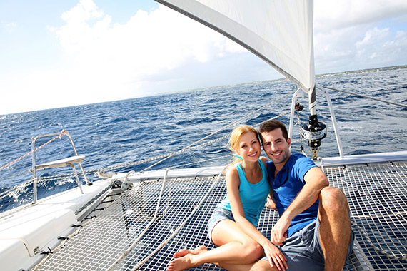 couple-on-catamaran couple-on-catamaran